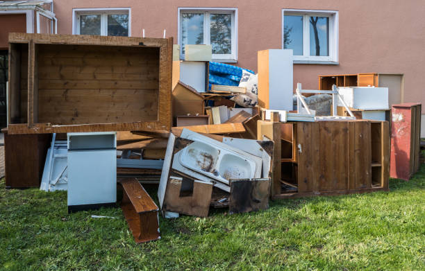 Best Yard Waste Removal  in Clever, MO